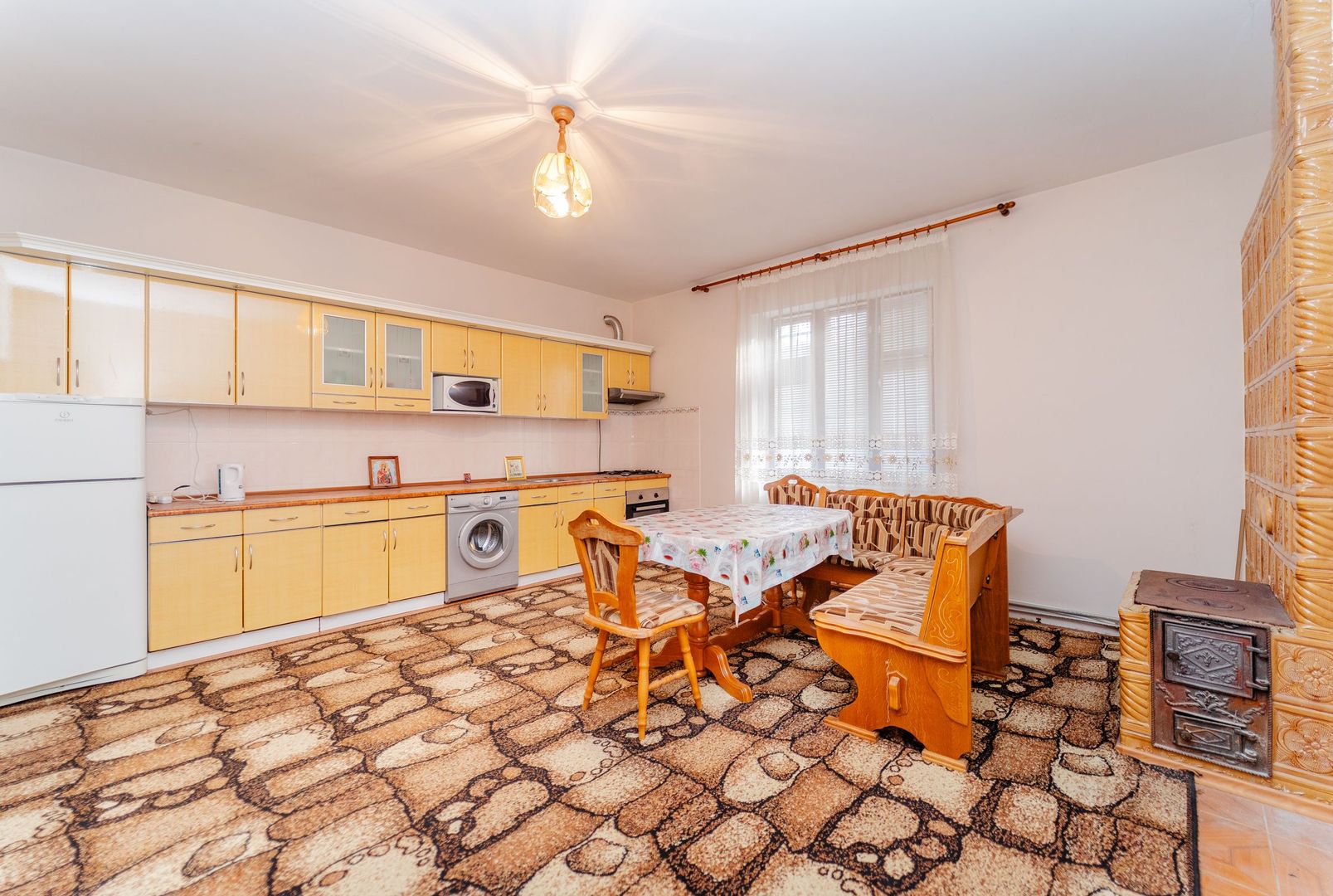 Casă  în 2 nivele - Durlești - Poză 6