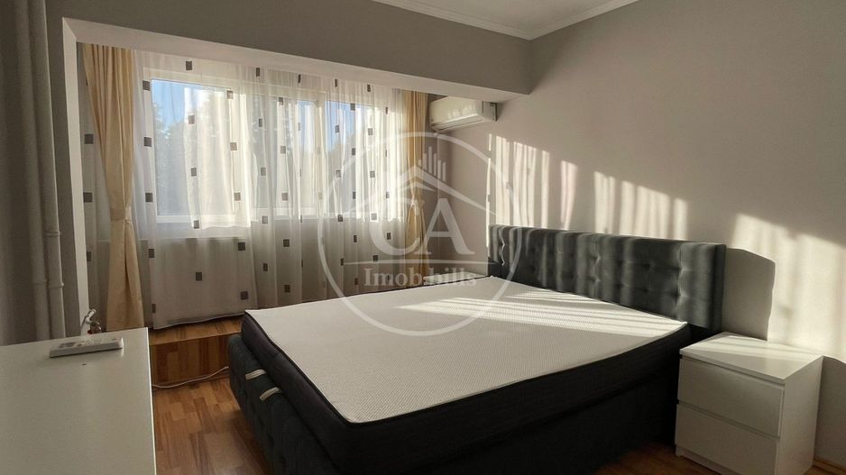 Apartament de închiriat cu 3 camere în zona Dacia, Oradea - Poză 1