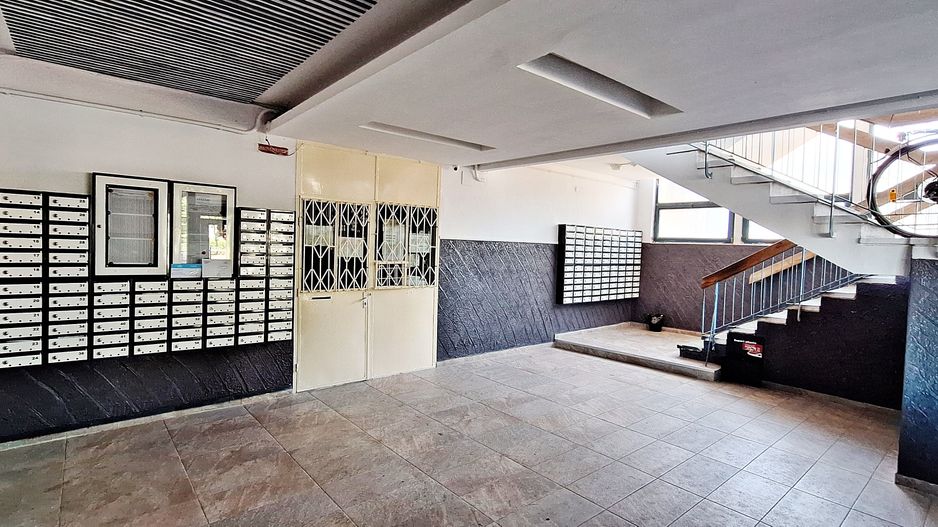 B-dul Garii, Garsoniera 30mp utili, vedere panoramica, Libera, 59900 euro - Poză 12