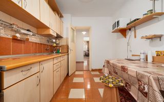 3 camere, etaj 1, lângă Primărie - Poză 4