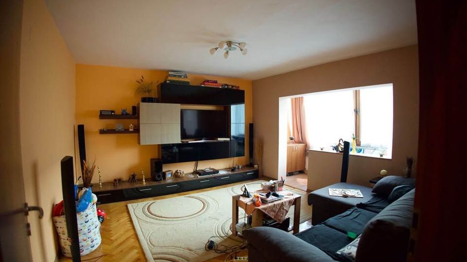 Etaj  2- 3 cam decomandat Bucovinei-Torontalului centrala proprie - Poză 9