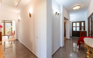 Oportunitate Rară | Proprietate Exclusivă în Izvor - Poză 6