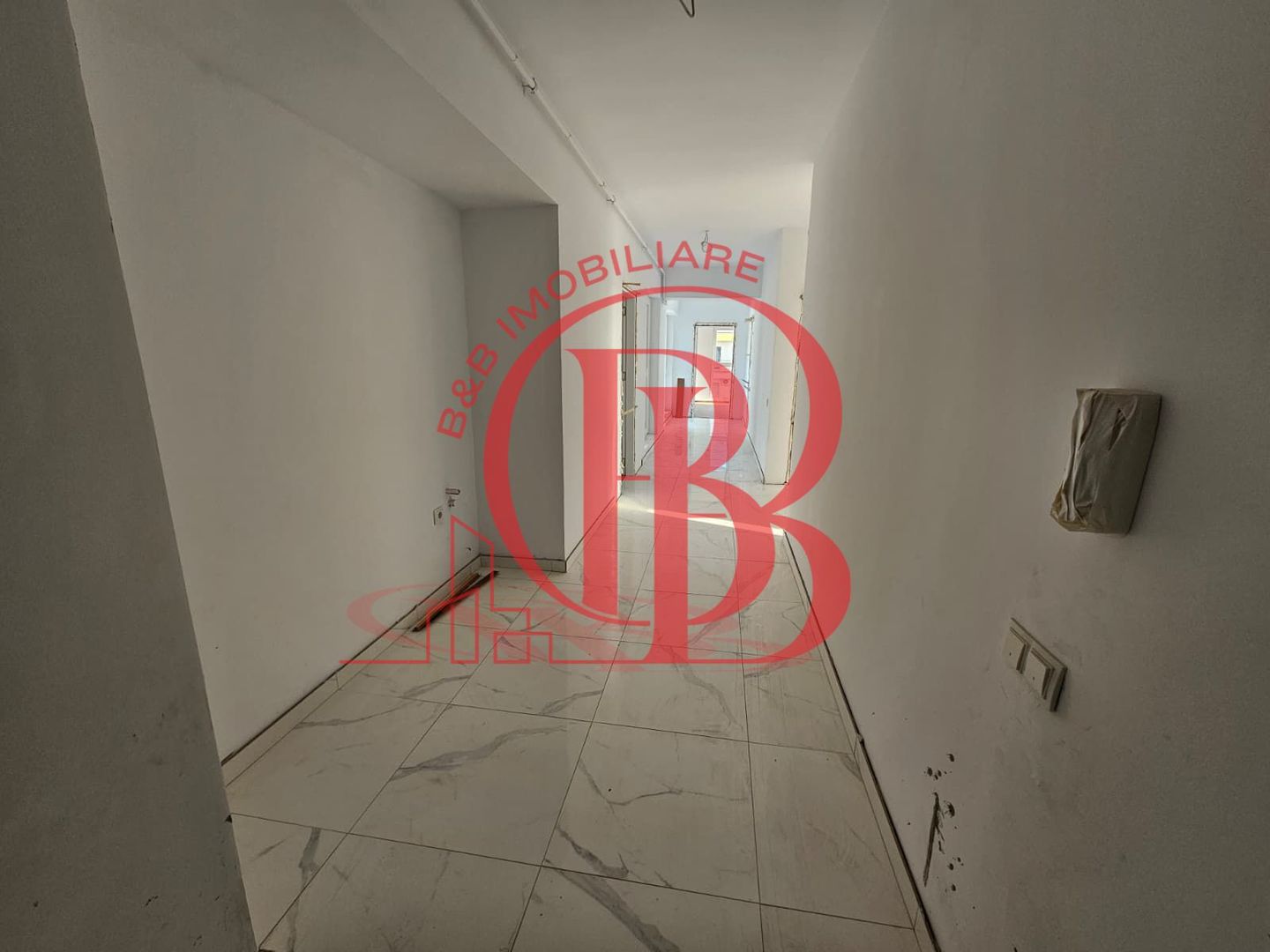 4 camere Gata de mutat -Loc de parcare bonus-Titan Pallady - Poză 8