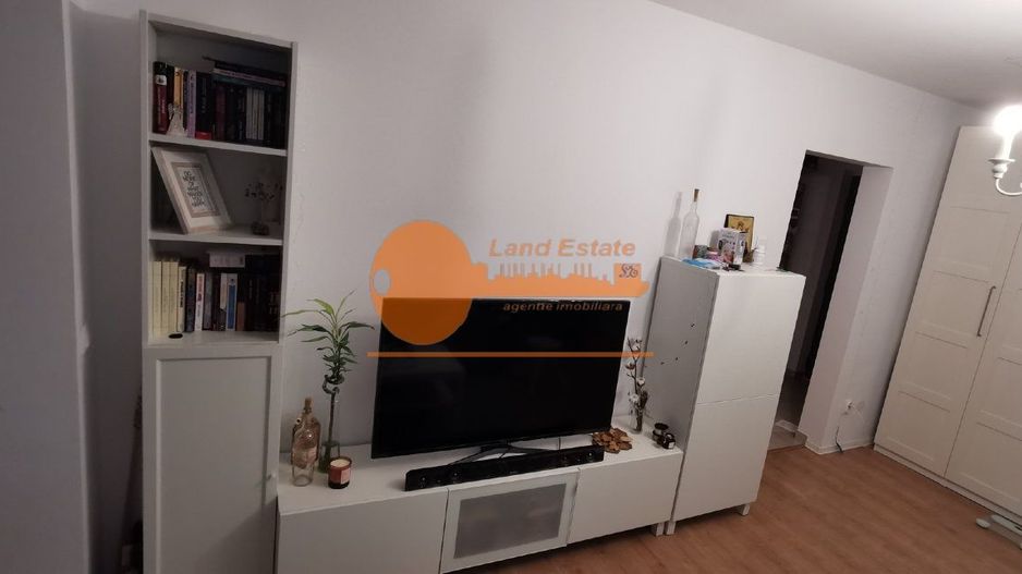 2 camere la 450m de metru Gorjului - Poză 1