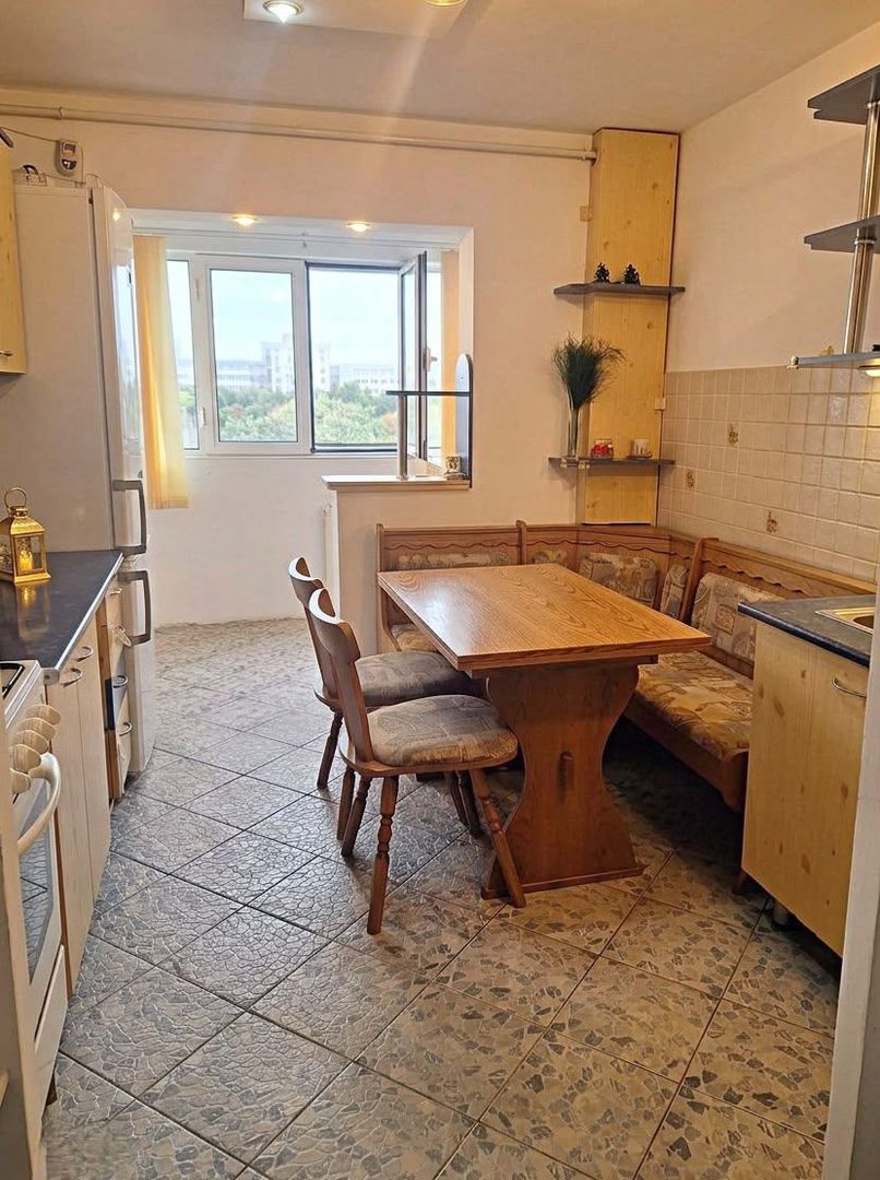 Apartament 3 camere 2 bai Crangasi cu loc parcare inclus - Poză 3