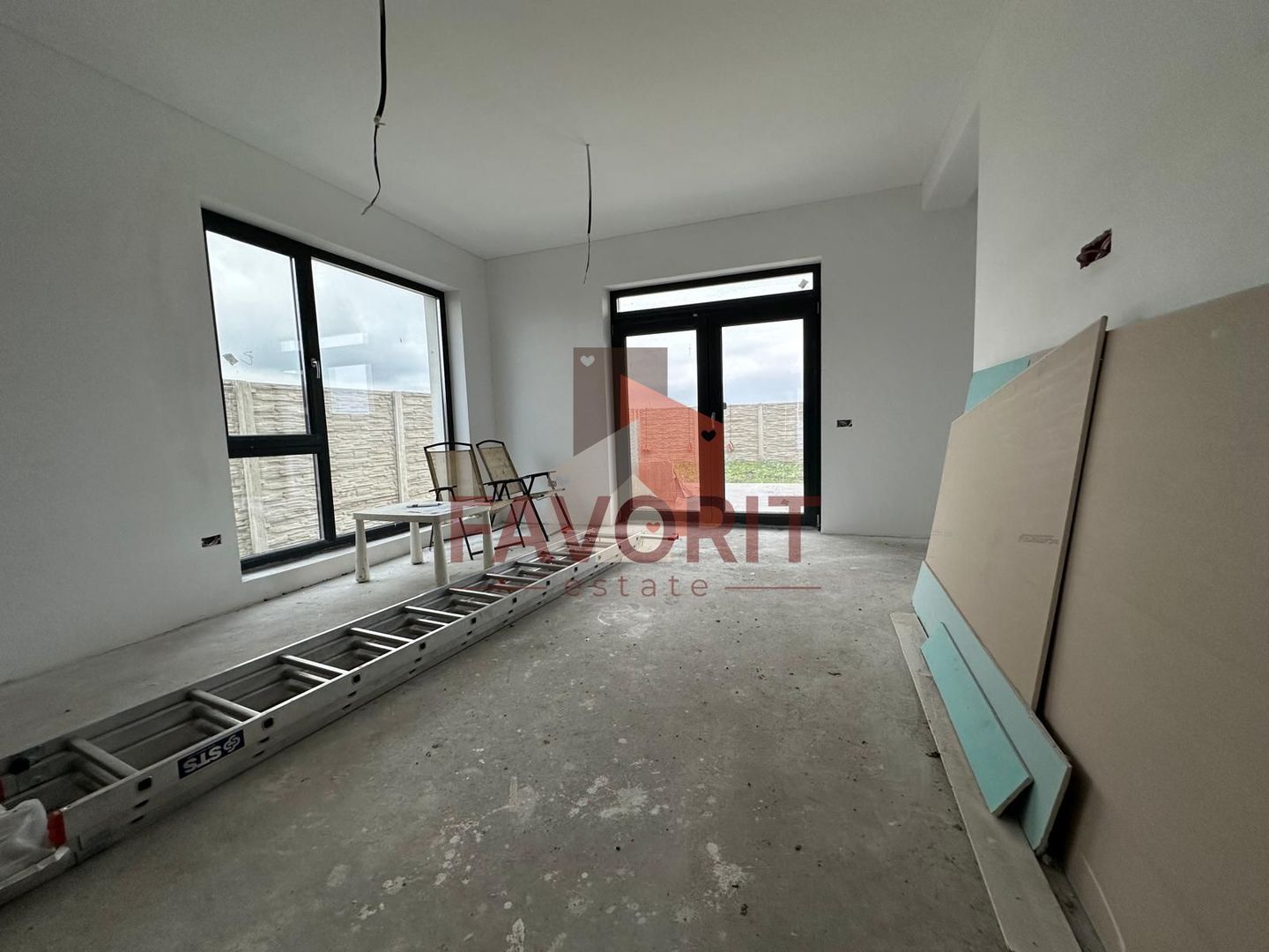 Duplex | Parter + Etaj | Toate utilitatile | Curte generoasa | - Poză 3