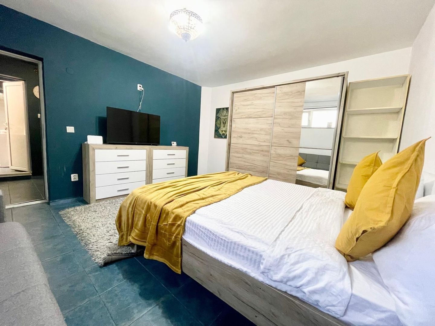 СТУДИЯ В АРЕНДУ – РАЙОН Унирии – 40 м² - Poză 1