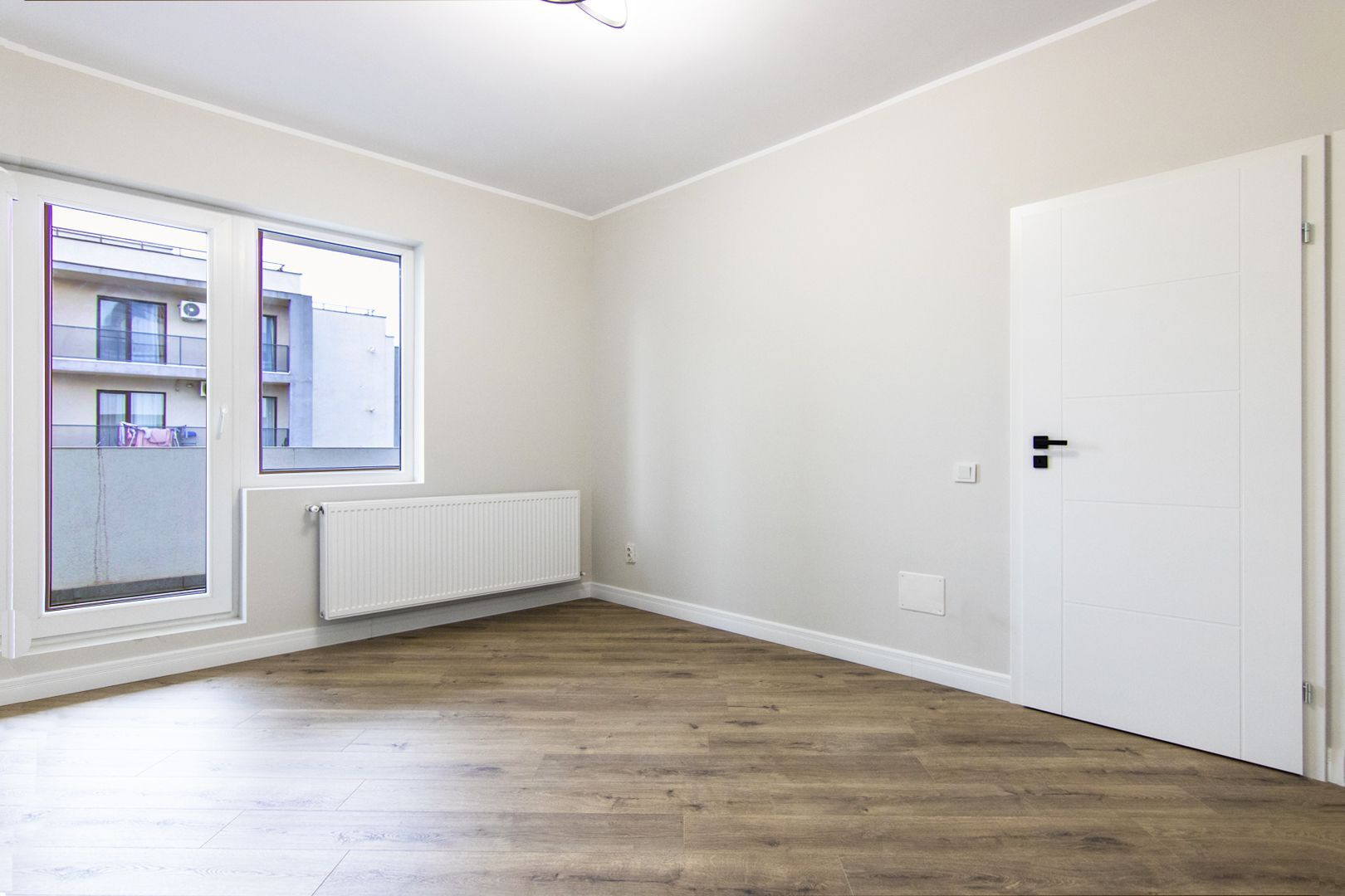BLOC FINALIZAT, PENTHOUSE - 3 CAMERE, 2 BAI, TERASA DE 178MP,  CENTRALA PROPRIE - Poză 12