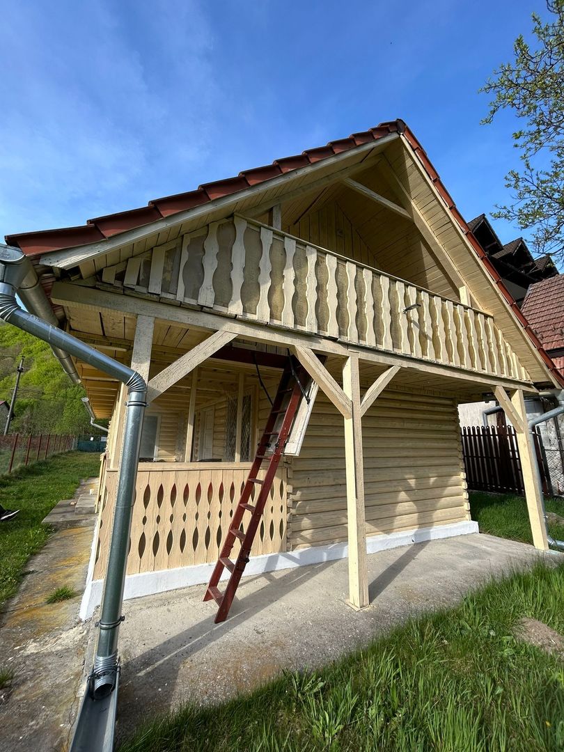 Casa de vacanta de vanzare pe Valea Lotrioarei - Poză 3