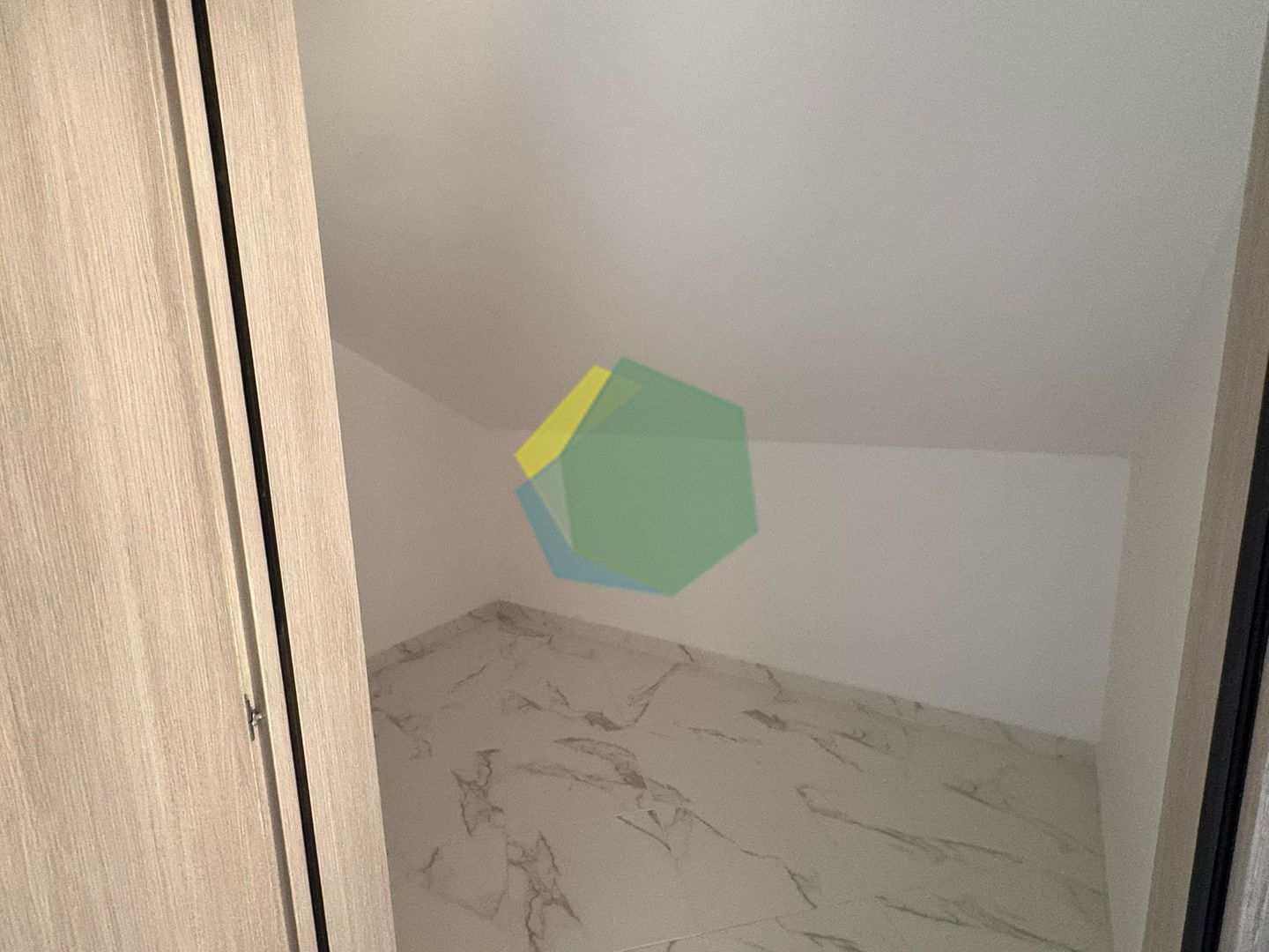 APARTAMENT 3 CAM/OTOPENI P+M - Poză 11