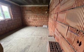 Casa la Rosu | 821Mp | Dornesti - Poză 10