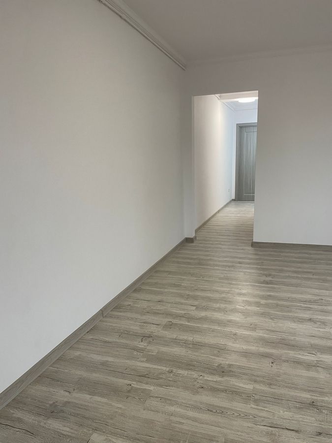 Apartament 3 camere-72mp/renovat/Berceni langa metrou - Poză 3