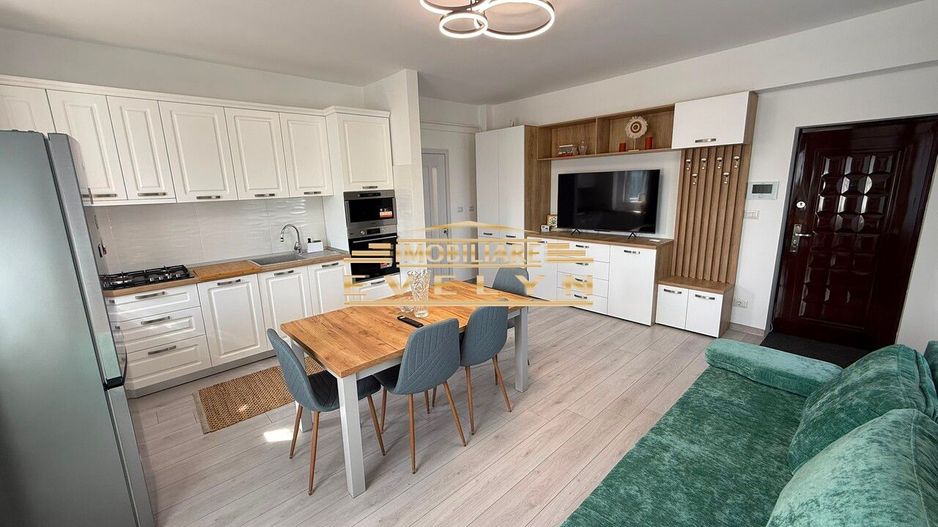 Apartament 3 camere de vânzare – Zona Pod de Piatra (Magazin Piticot) - Poză 3