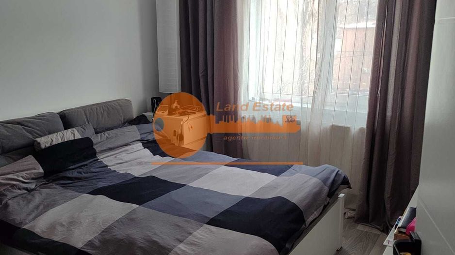 Apartament cu 4 camere in zona Crangasi(Bloc Reabilitat) - Poză 7