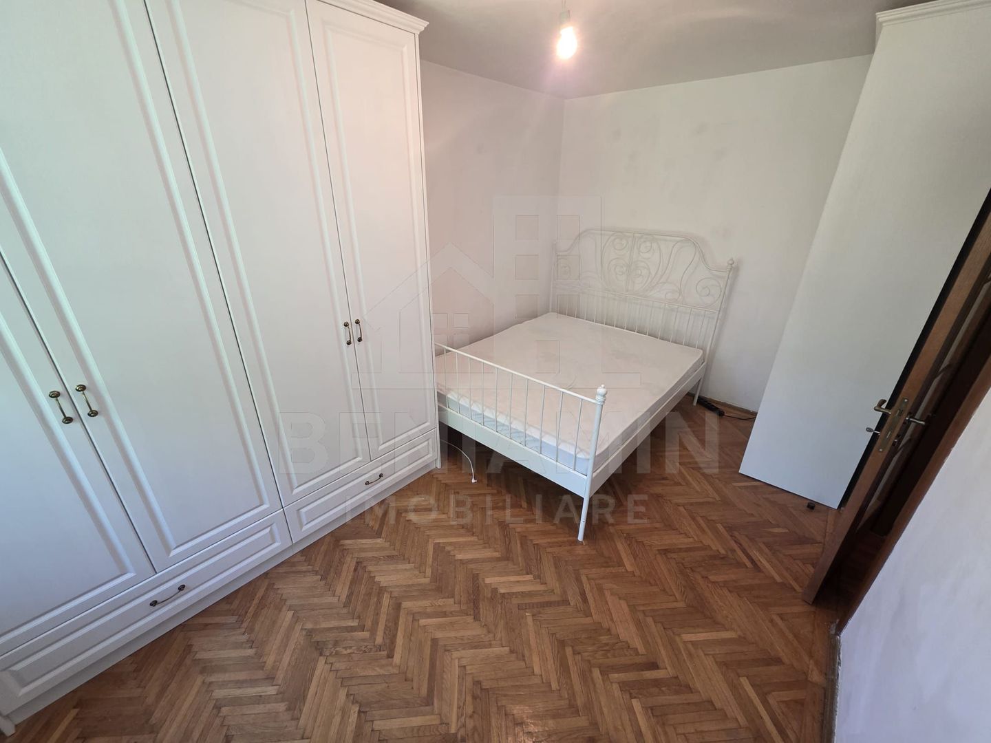 Apartament 2 Camere Etaj 3 Cartier Astra 50mp - Poză 5