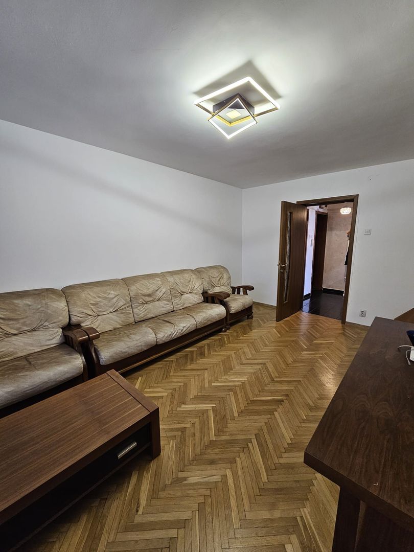 Apartament 3 camere- Rovine, Piata Garii - Poză 6