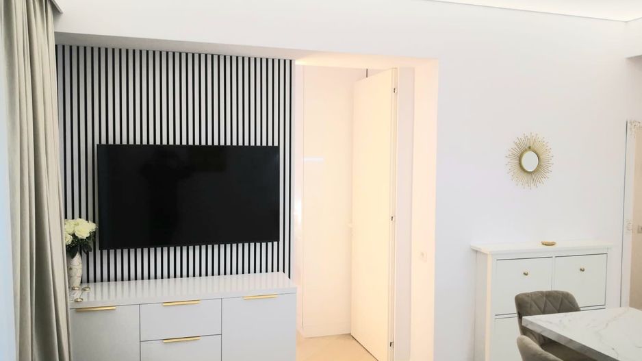 PRIMA INCHIRIERE APARTAMENT DOUA CAMERE SUPERB CORTINA NORTH - Poză 5