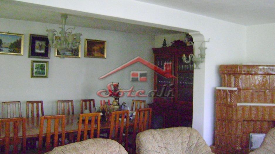 Casă / Vilă cu 7 camere de vânzare în Cornu - Poză 9