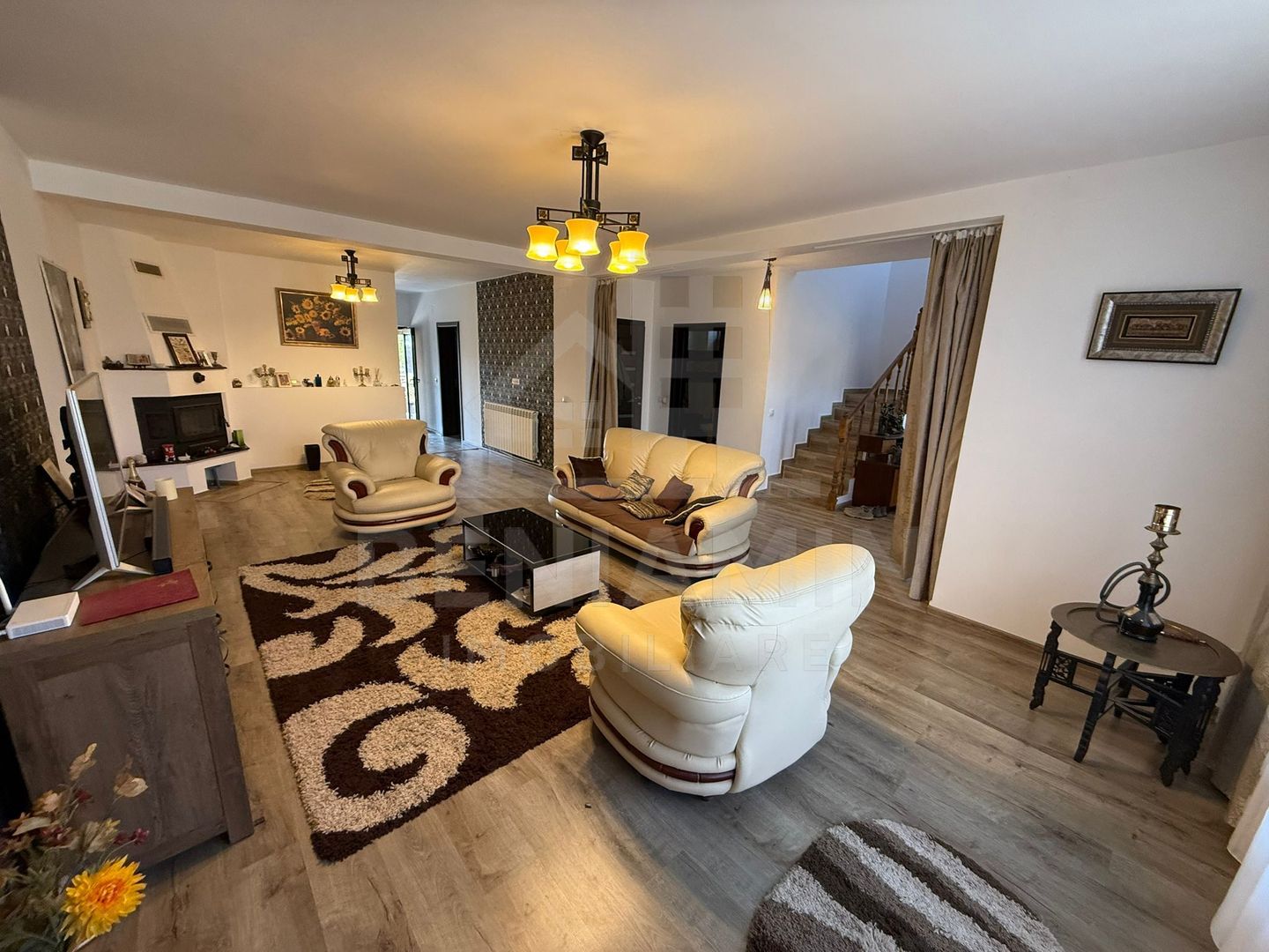 Casa P+1 toate utilitatile, 770mp teren, zona buna, mobilata, utilata - Poză 1