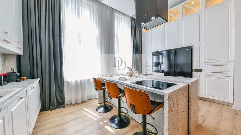 Apartament Premium cu 3 camere | Parcare | Central - Casa de Cultura - Poză 1