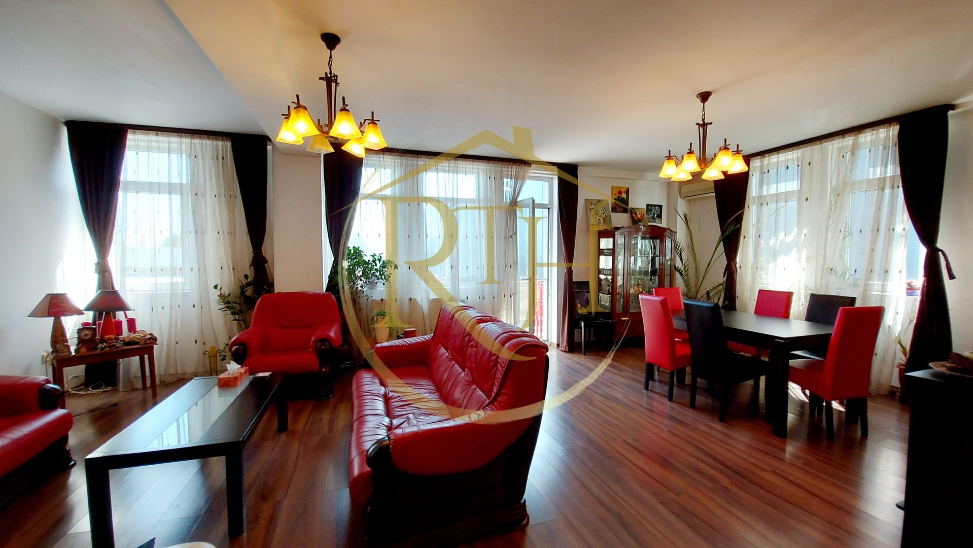 Oferim spre vanzare apartament cu 3 camere, aproape de Complex - Poză 4