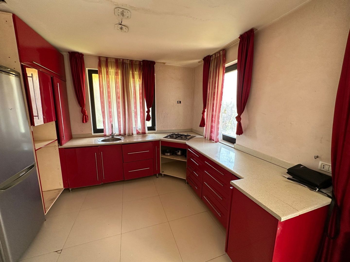 DUPLEX LA INTRARE IN MOSNITA NOUA - Poză 19