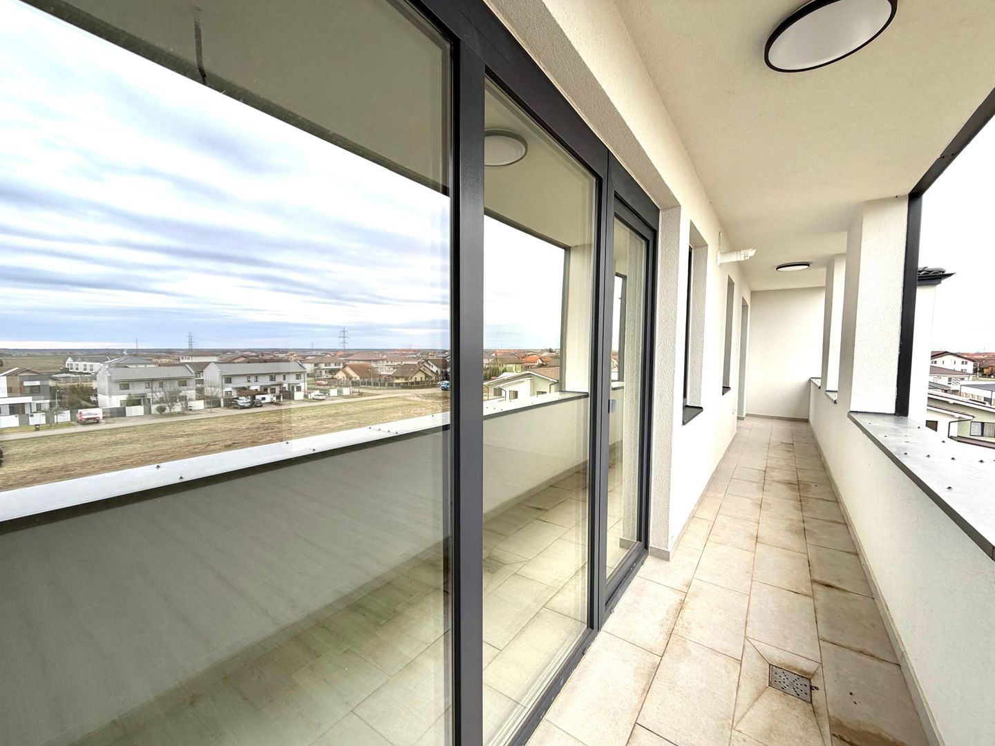 Super pret - Apartament 2 camere - terasa 15 mp - Giroc - Comision 0% - Poză 8