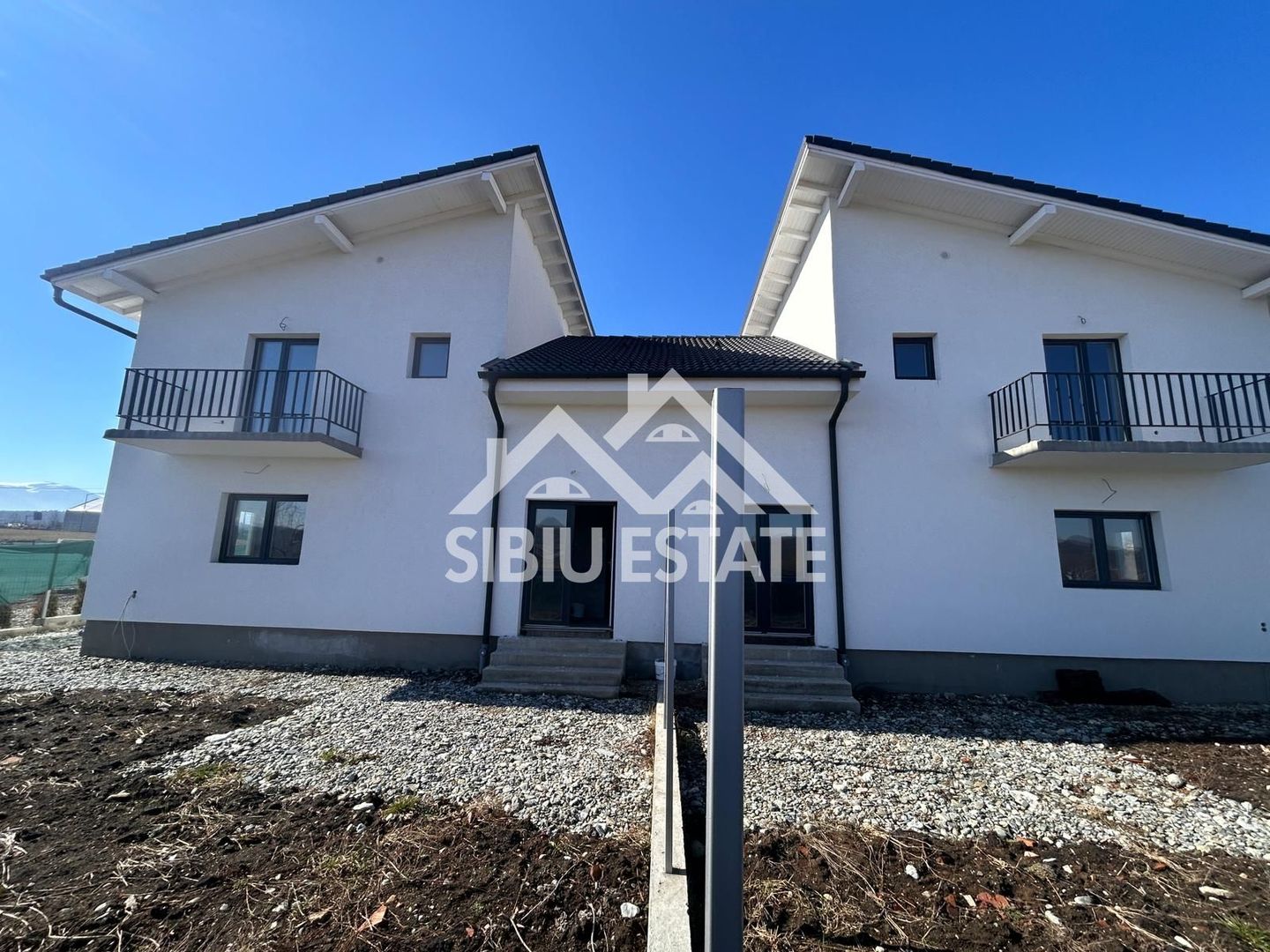 Casa duplex de vanzare 4 camere, 2 bai-s.u. 142 mp. PRET AVANTAJOS - Poză 88