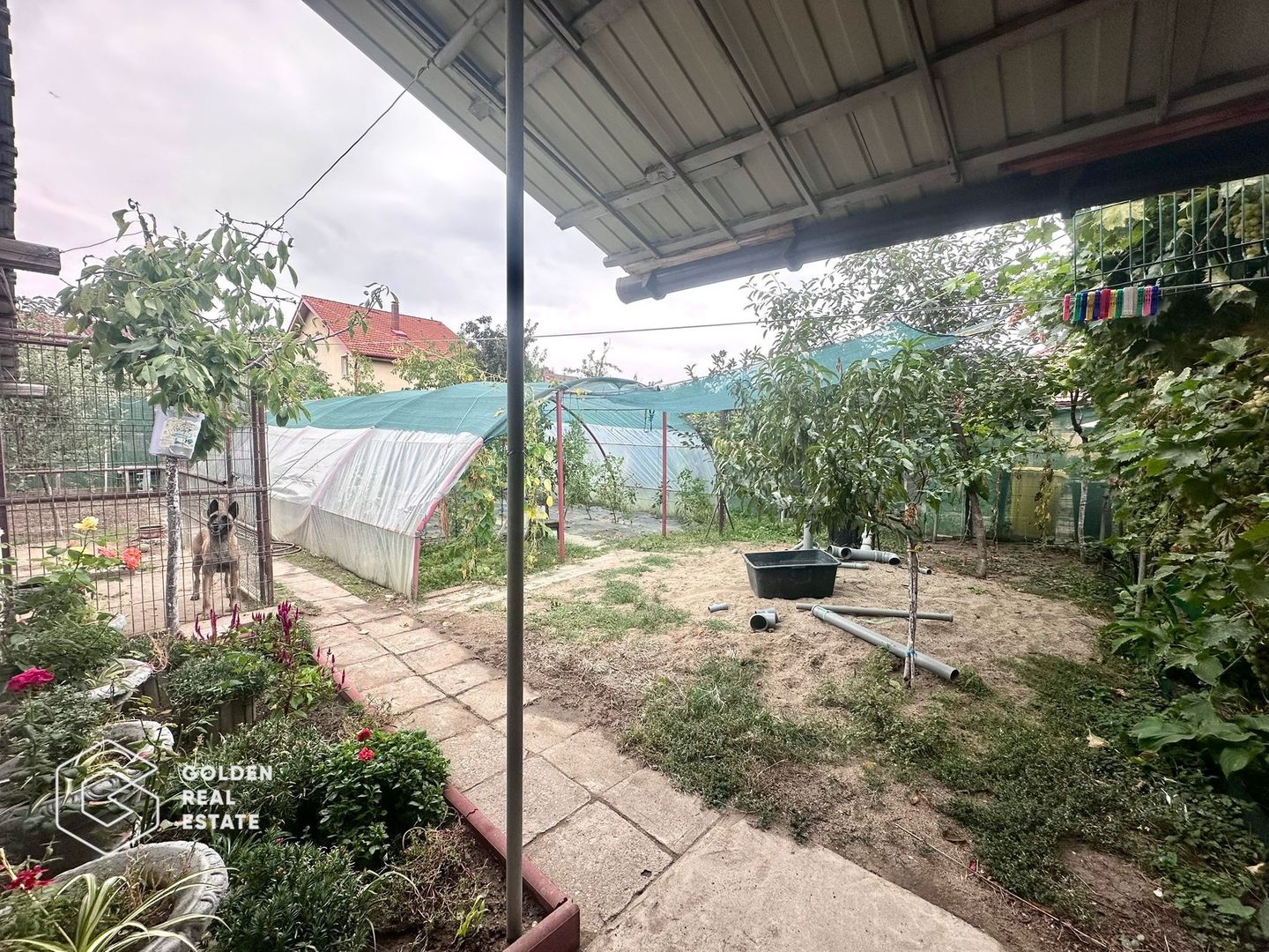 Casa centrala cu 3 camere, curte privata și gradina - Poză 22