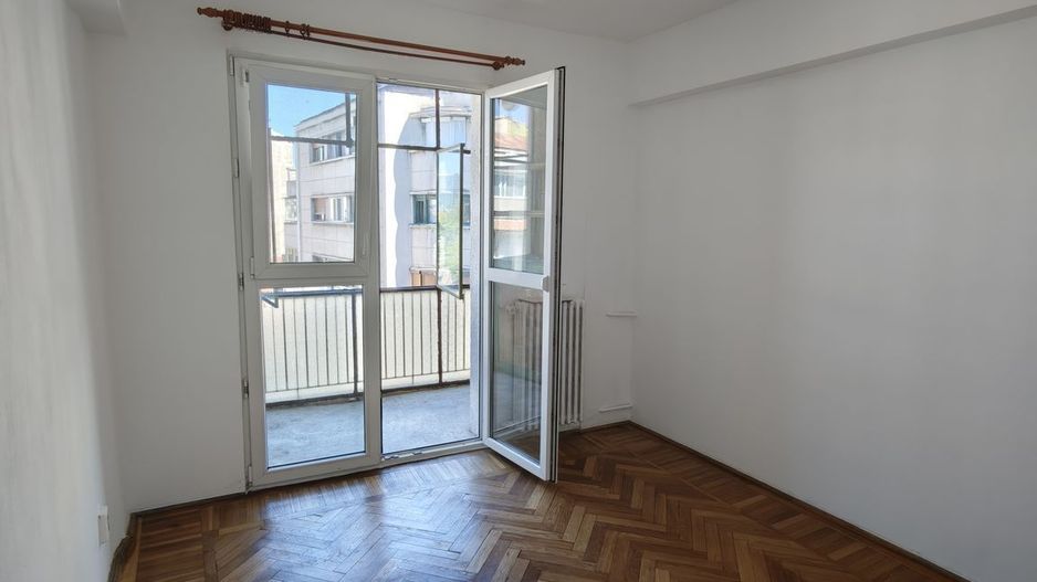 1960 // Aproape de Cismigiu // 3 Camere - Poză 3