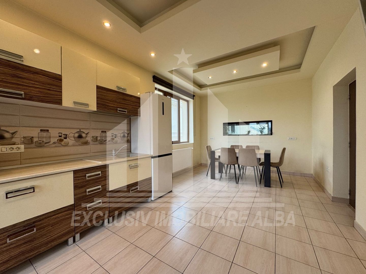 Casa individuala | Pensiune | 560 mp | 1450 mp teren | Cetate - Poză 5