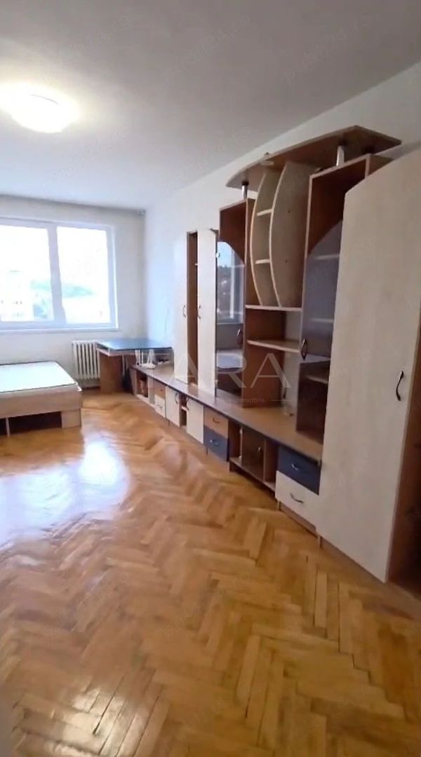 VÂNZARE Apartament 2 camere decomandat Str. Donath - Poză 2