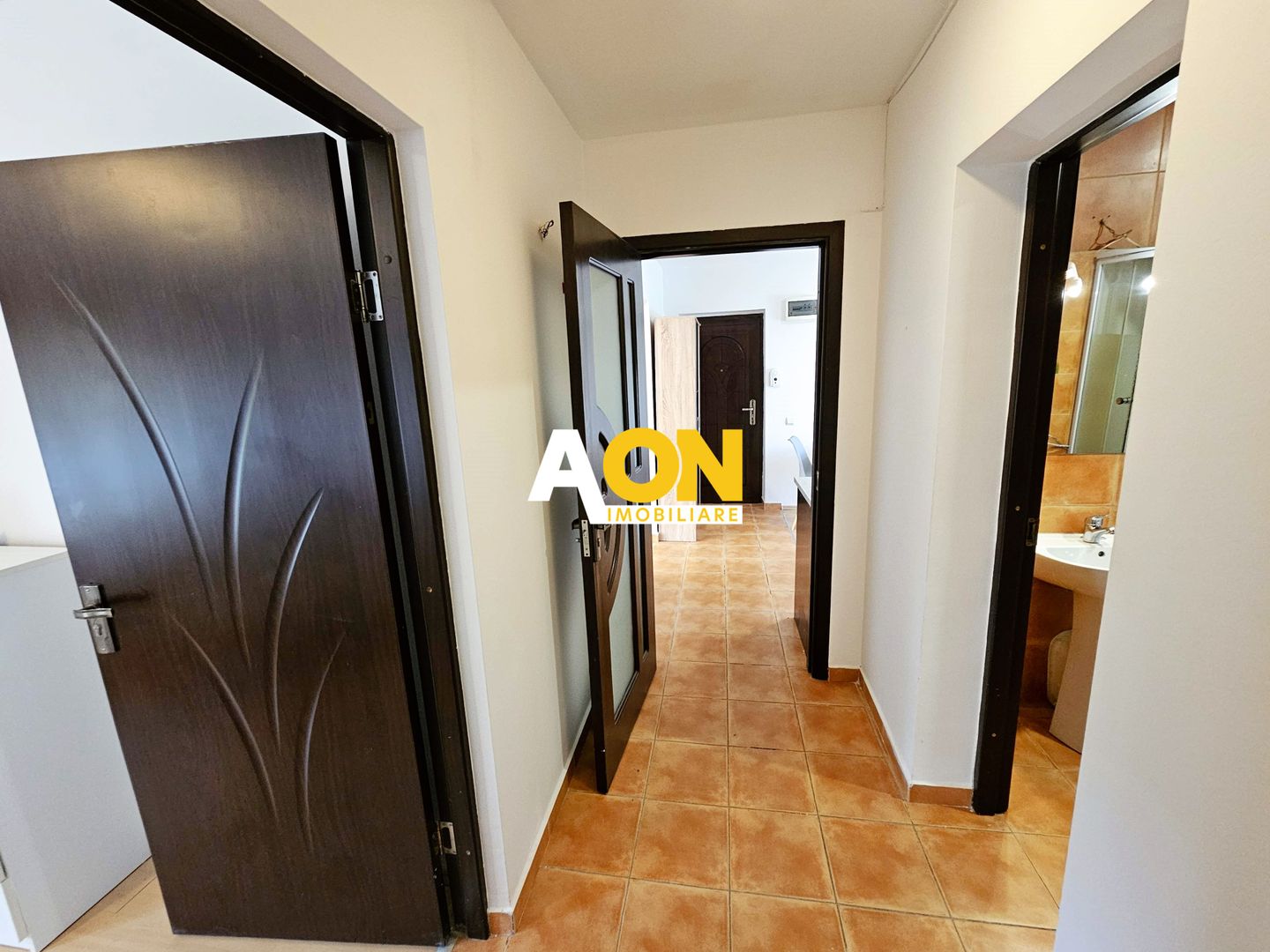Apartament 3 camere, etaj 3, mobilat, utilat, zona Piata Cetate - Poză 10