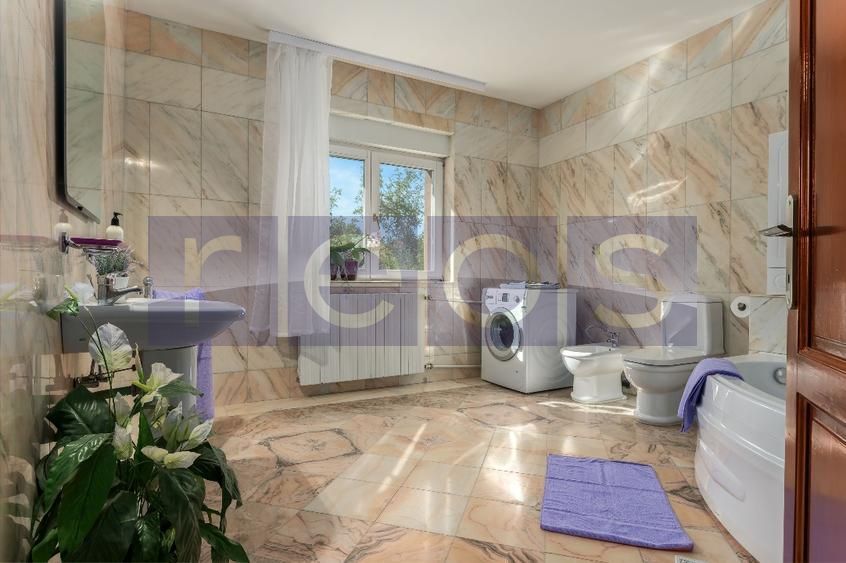 VANZARE VILA 360 MP | 300 MP CURTE | PARCUL CIRCULUI | MOBILAT-UTILAT - Poză 11