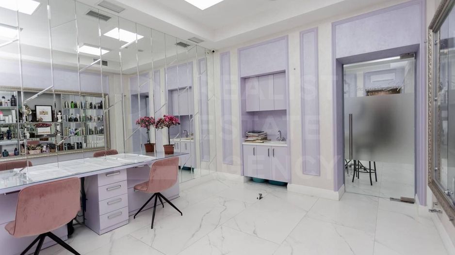 Vânzare, spațiu comercial, 74.2 mp, str. Alexandru cel bun 3B, Centru - Poză 2