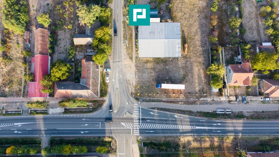 Spatiu comercial cu etaj și teren de 4000mp - Poză 8