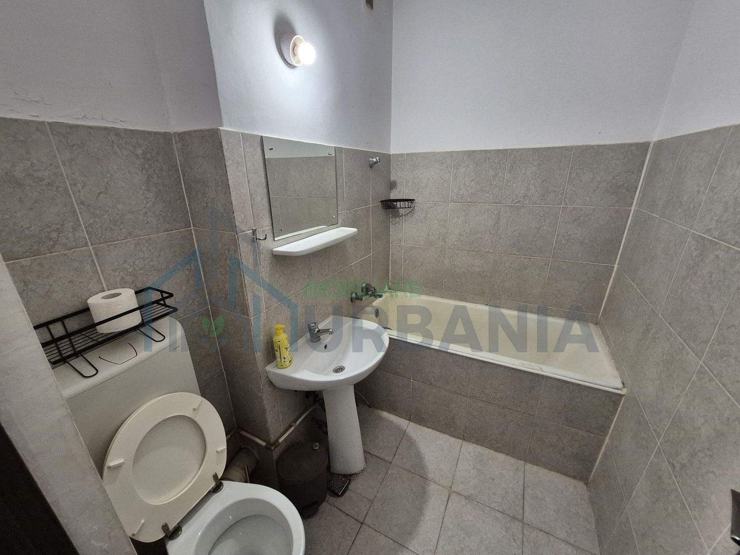 Garsonieră 30 mp de închiriat – Podu de Piatră – vedere monument istoric – aproape de Palas Campus - Poză 8