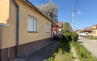Casa 3 camere,singur in curte,360 mp teren - Halchiu/Brașov - Poză 2