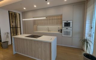 Penthouse 133 mp utili 4 camere 2 terase loc parcare in zona Centrala - Poză 4