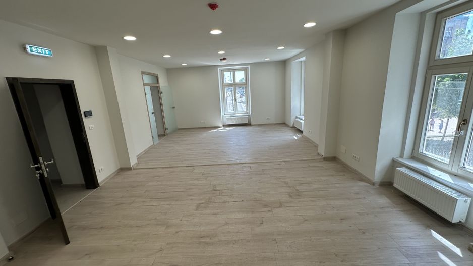 Saptii de birouri Ultracentral supraf. de la 28pana la125 mp - Poză 8