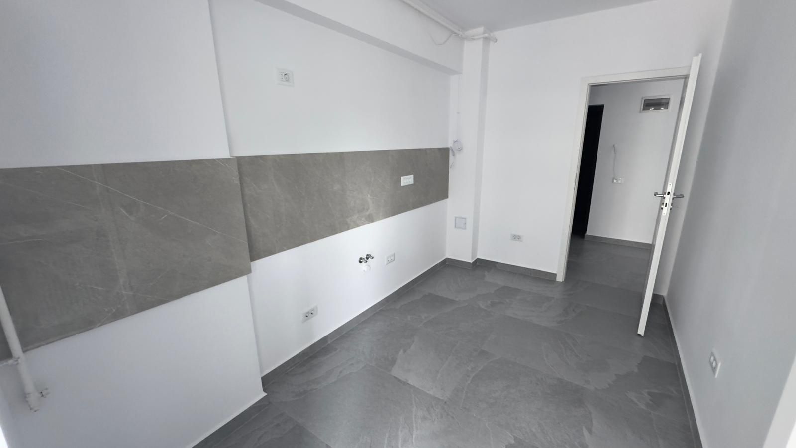 AP. 2 CAMERE - GRADINA PROPRIE, FINALIZAT, PARCARE INCLUSA,COMISION 0% - Poză 5