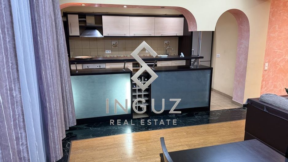 Apartament 3 camere in Vila . 125 mp - Poză 2