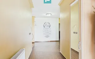 Casă spațioasă în Sântana - Poză 19