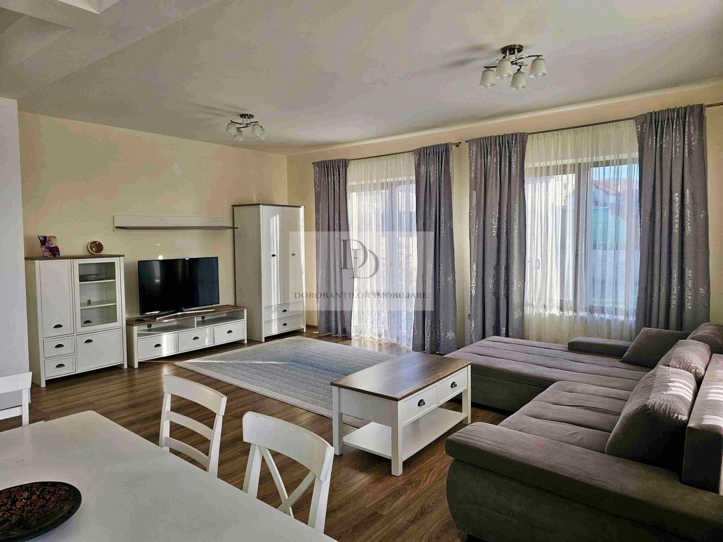 Duplex cu 4 Camere + Demisol | Curte 300 mp | 2 Parcări | Europa - Poză 1