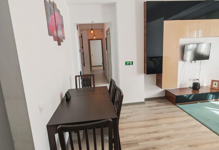 Apartament cu 3 camere extrem de interesant Viscolului-Militari - Poză 4