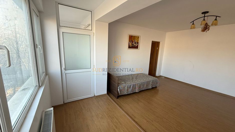 Apartament 3 camere semidecomandat, 2 balcoane, Bld Alexandru Obregia - Poză 7