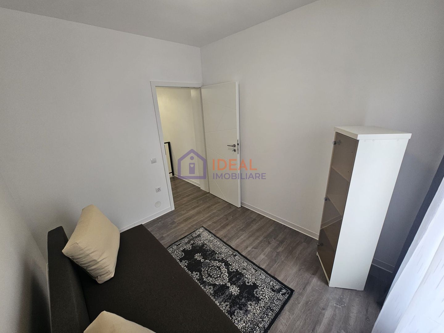 Casa cu 4 camere si gradina,  in Cartierul Arhitectior - Poză 8