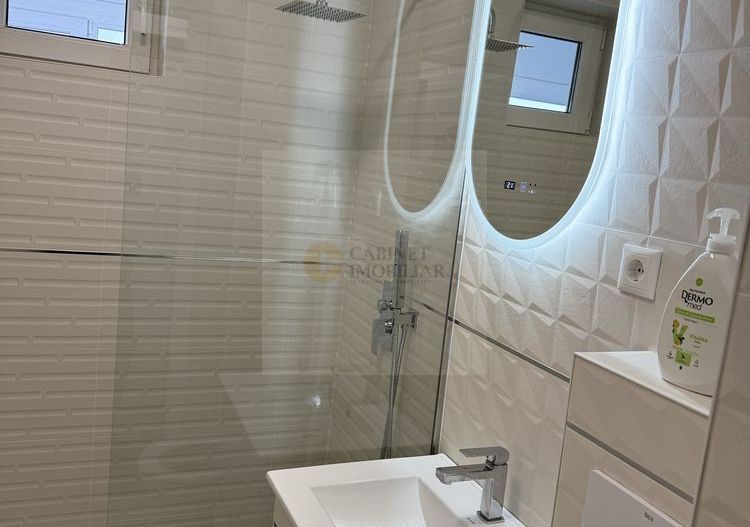 2 Camere | 50 MP | Decomandat | Gorjului | Renovat - Poză 6