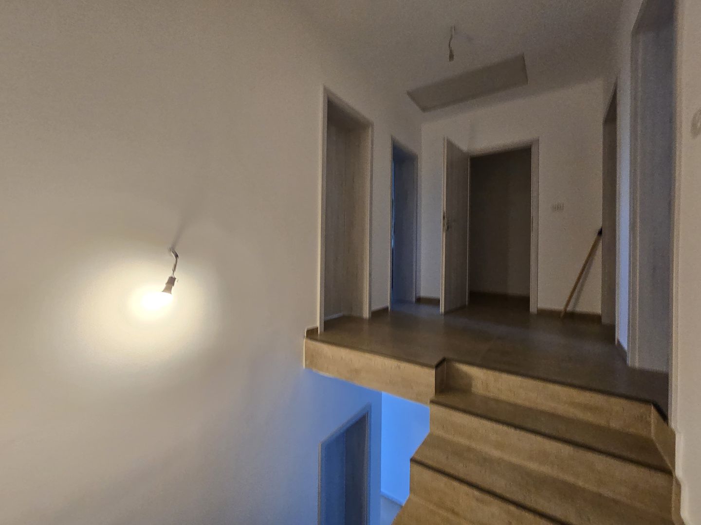 Sanandrei, Drum Asfaltat, Teren Generos, Buc Separata, 3 Dor, 2 Bai, dressing - Poză 8