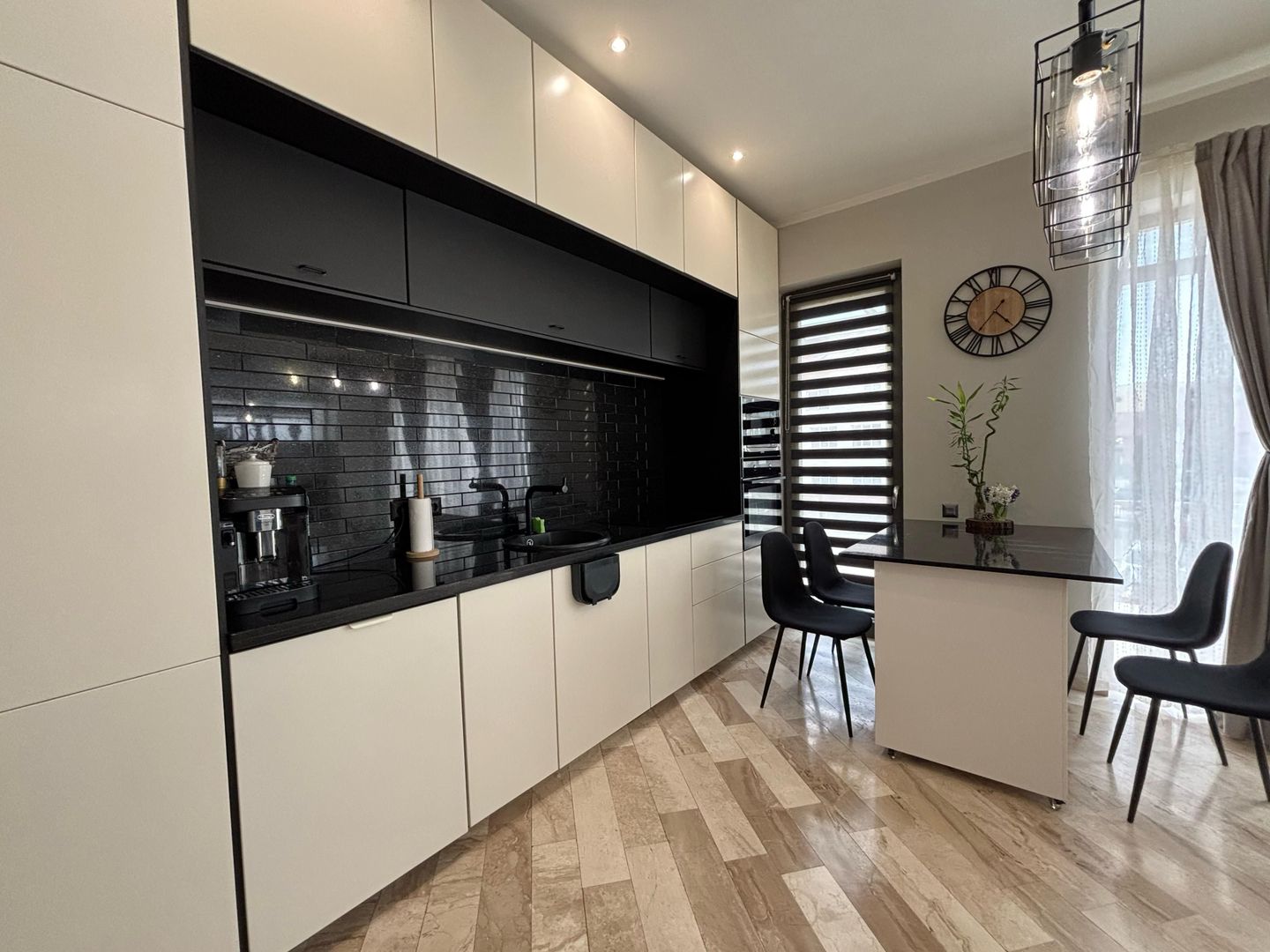 CONFORT la standarde inalte! Penthouse deosebit pe 2 niveluri zona Shopping City - Poză 5